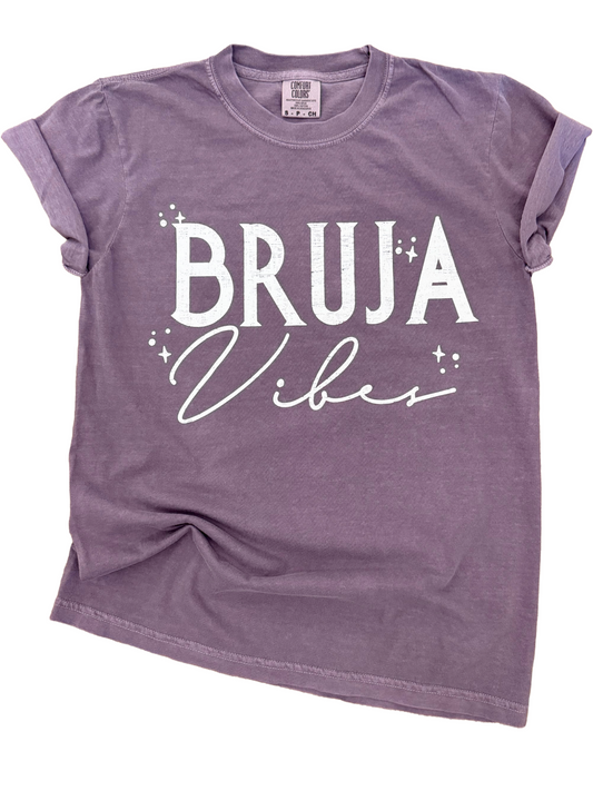 Bruja Vibes Tee