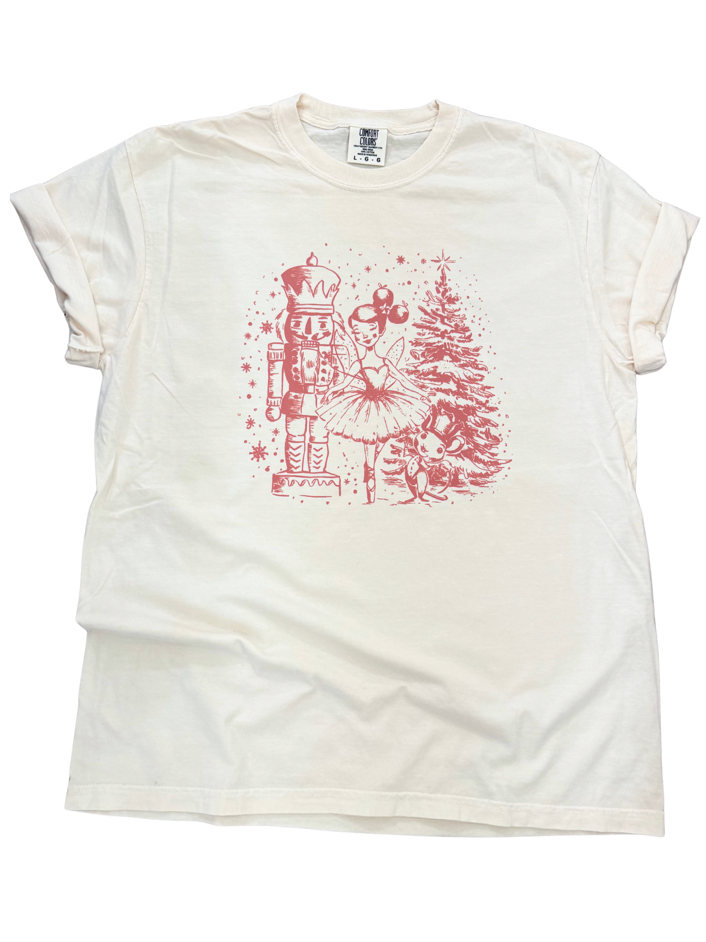 Nutcracker Dreams – Vintage Ballet Christmas Tee